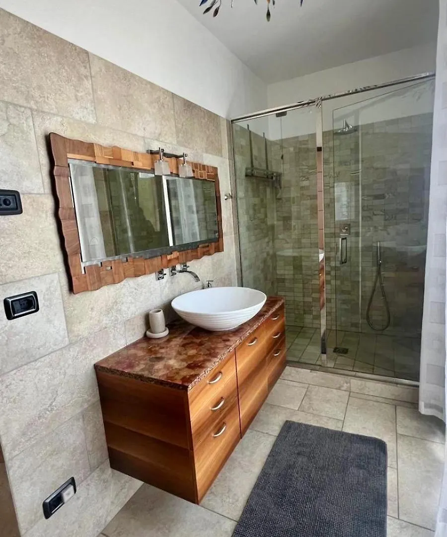 Casa Giulio Apartment In Lezzeno Lake Como