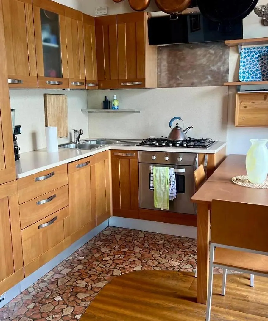 Casa Giulio Apartment In Lezzeno Lake Como