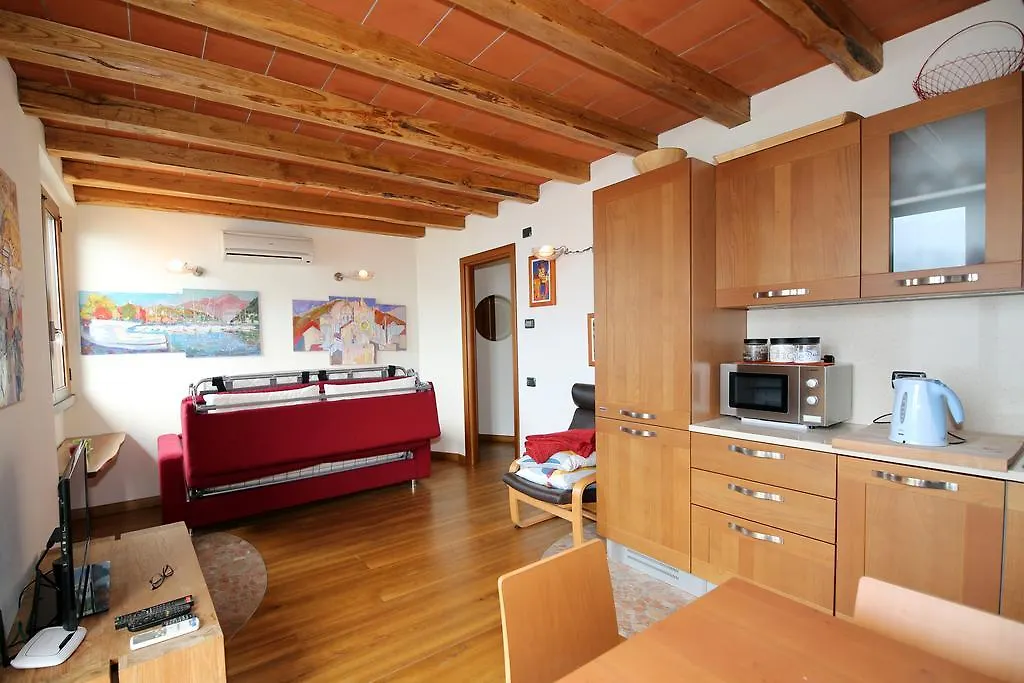 Casa Giulio Apartment In Lezzeno Lake Como 0*,  איטליה